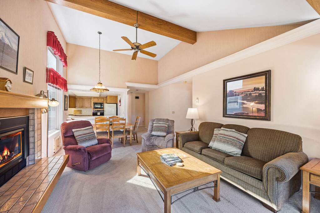 2 Bedroom Villa/Townhouse's Image 12