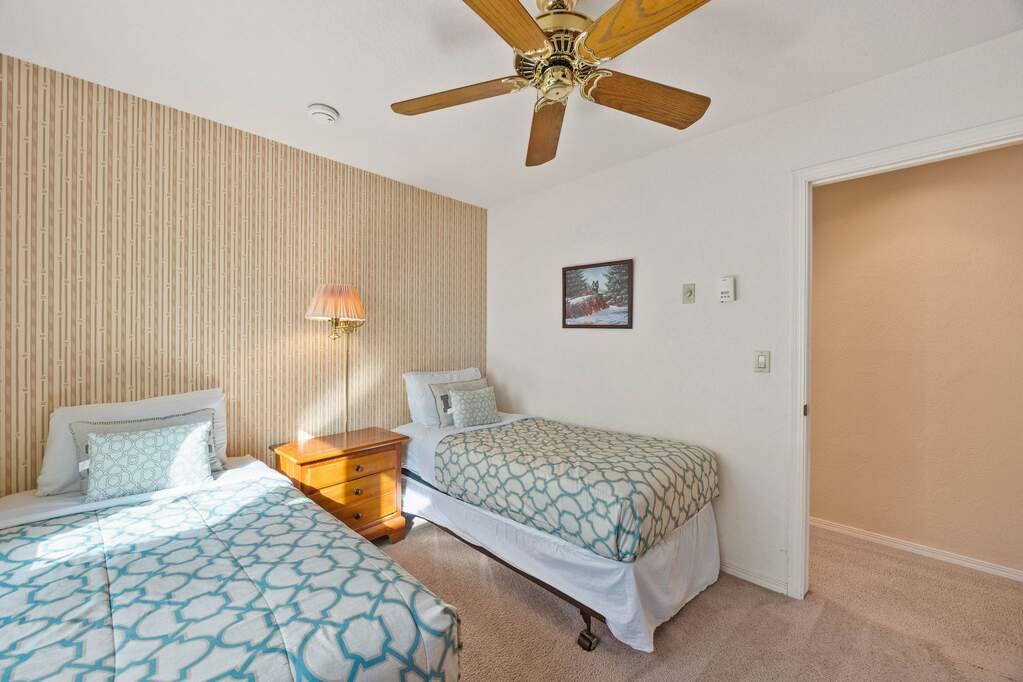 2 Bedroom Villa/Townhouse's Image 23