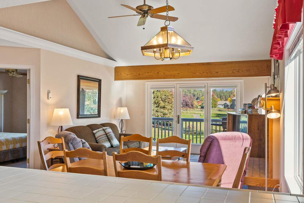 2 Bedroom Villa/Townhouse's Image 4
