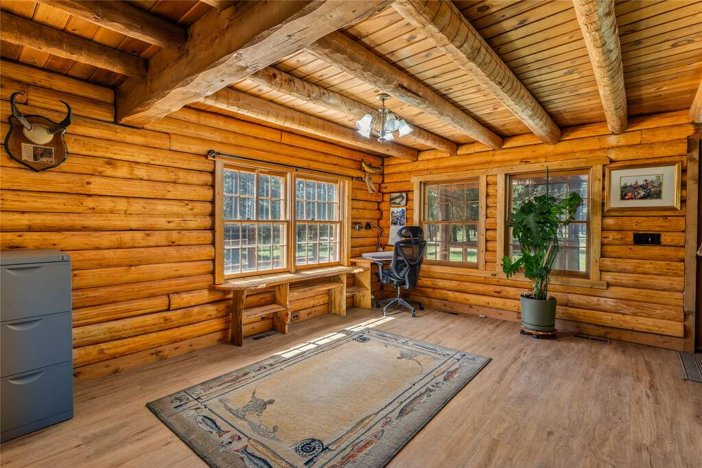 3 Bedroom Single Family Home/House's Image 27