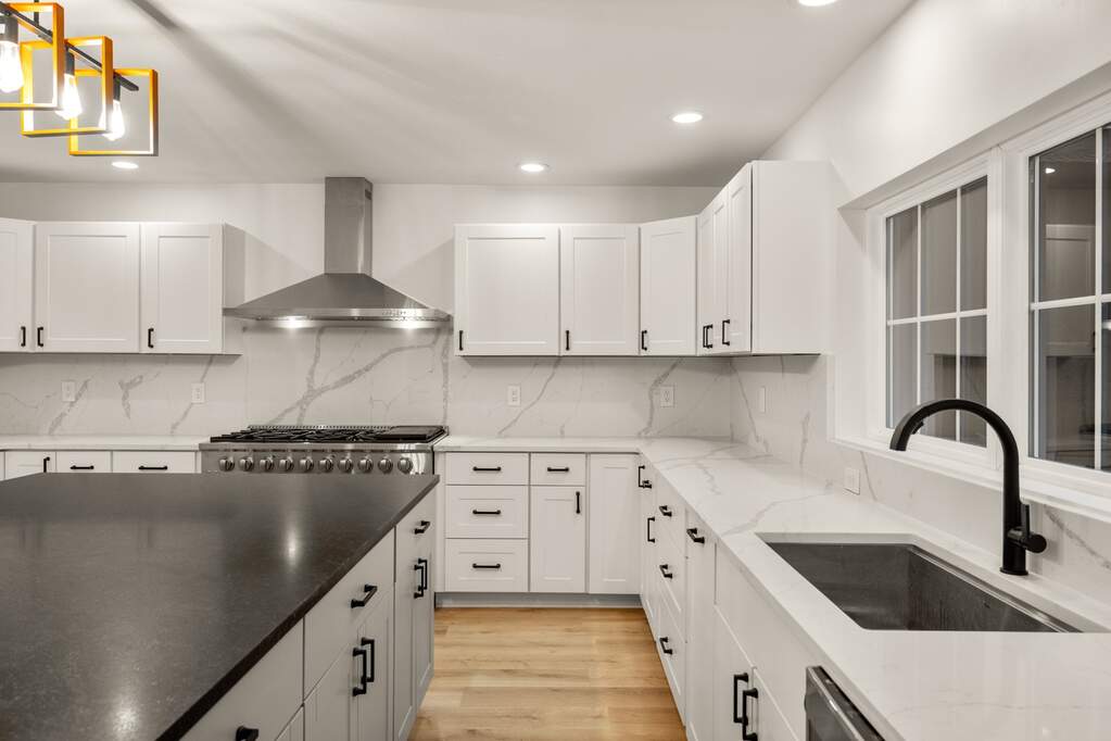 4 Bedroom Single Family Home/House's Image 8