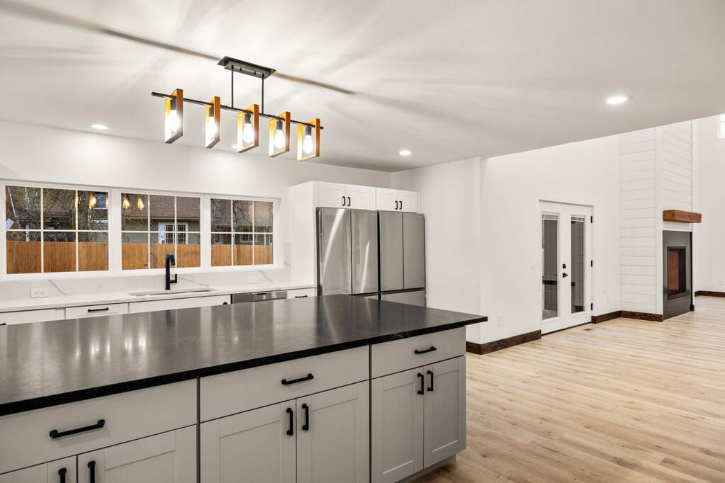 4 Bedroom Single Family Home/House's Image 10