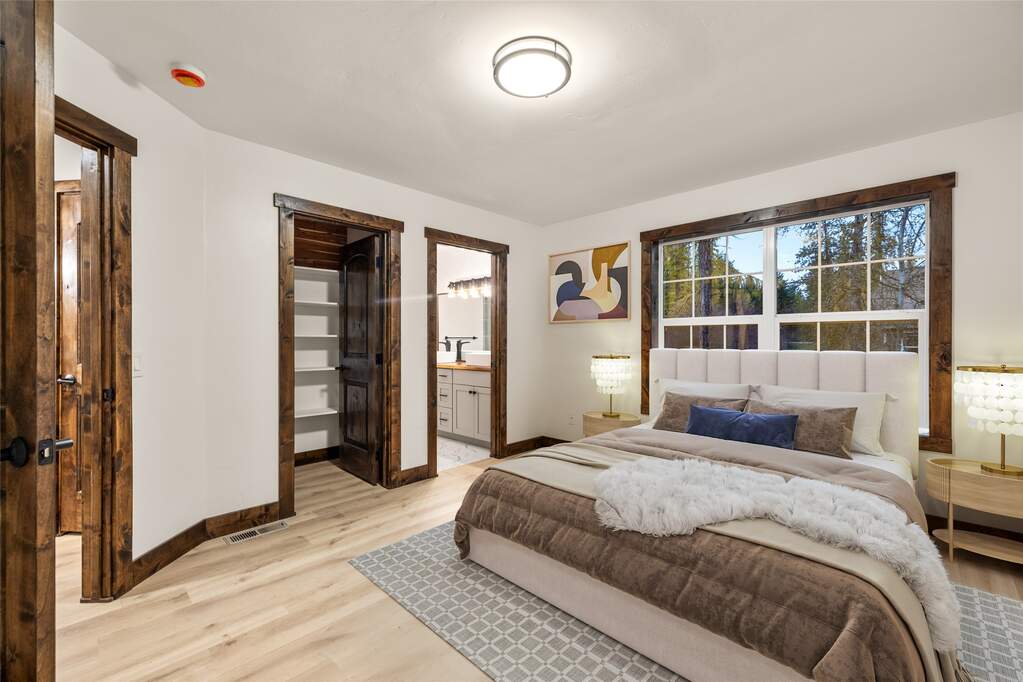 4 Bedroom Single Family Home/House's Image 39