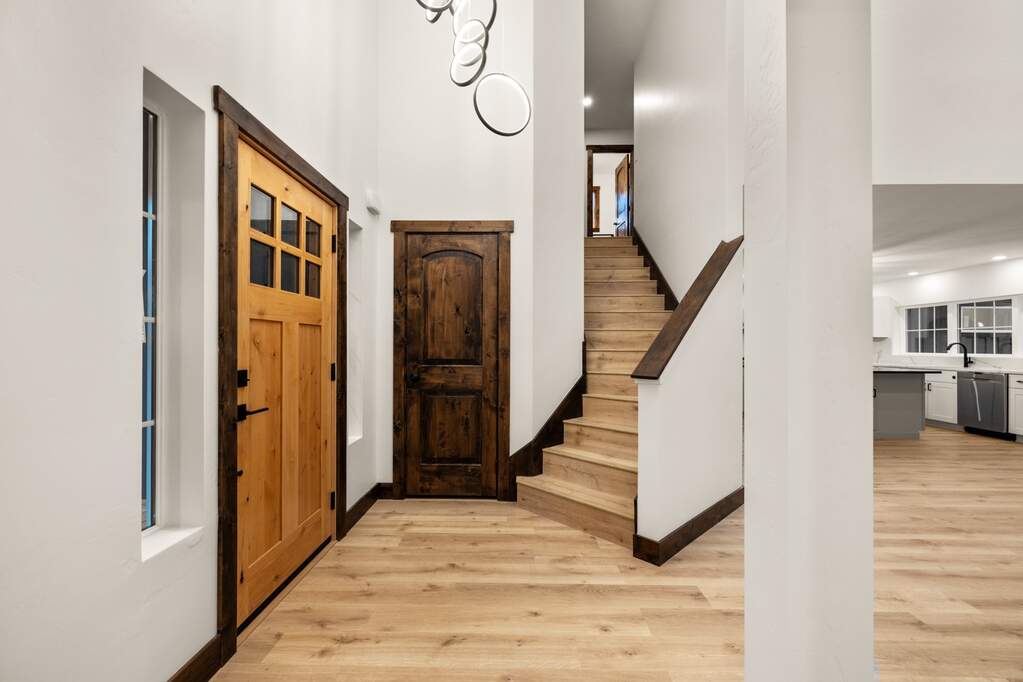 4 Bedroom Single Family Home/House's Image 3