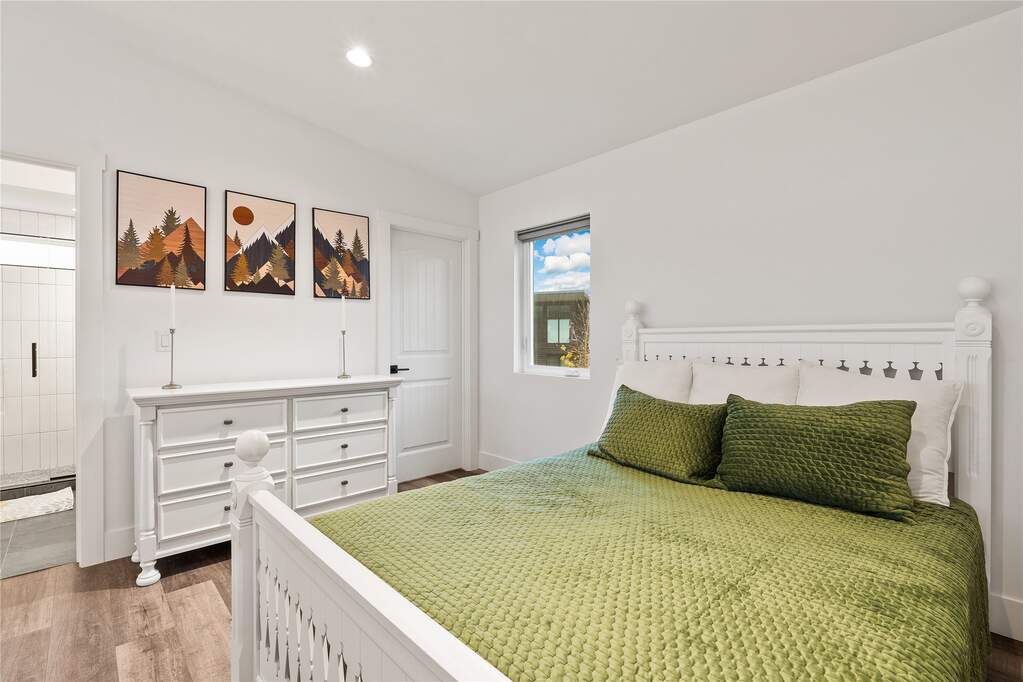 2 Bedroom Apartment/Flat's Image 25