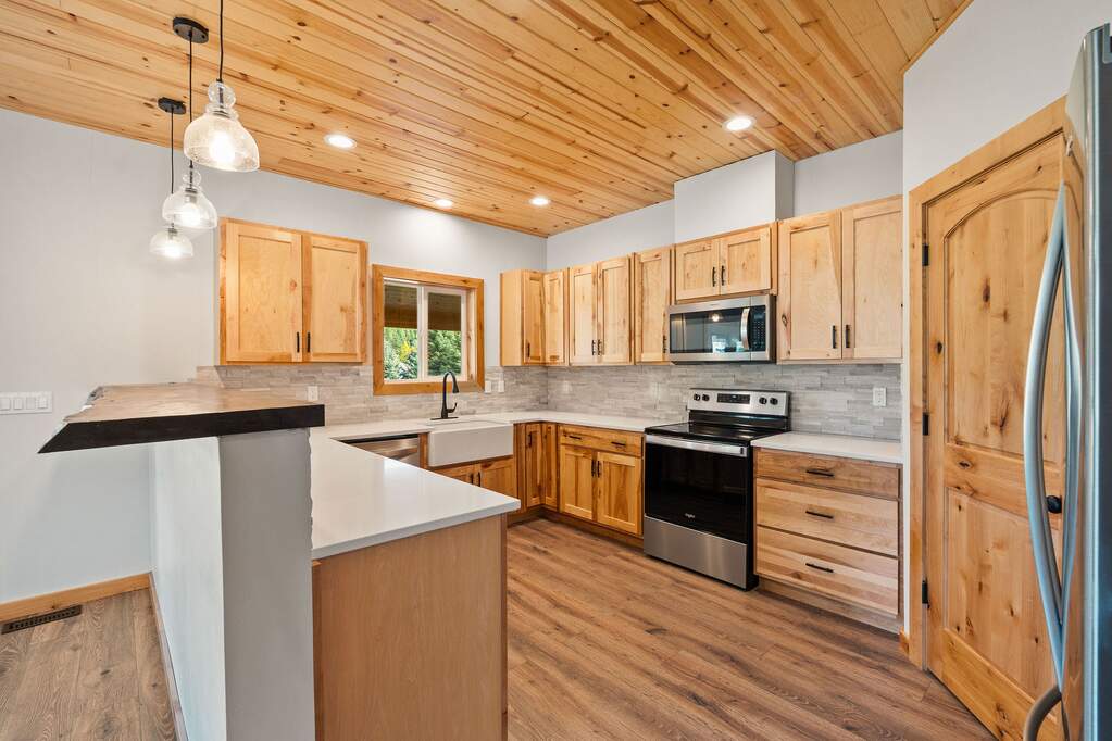 3 Bedroom Single Family Home/House's Image 8