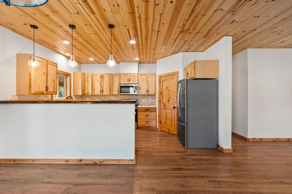 3 Bedroom Single Family Home/House's Image 9