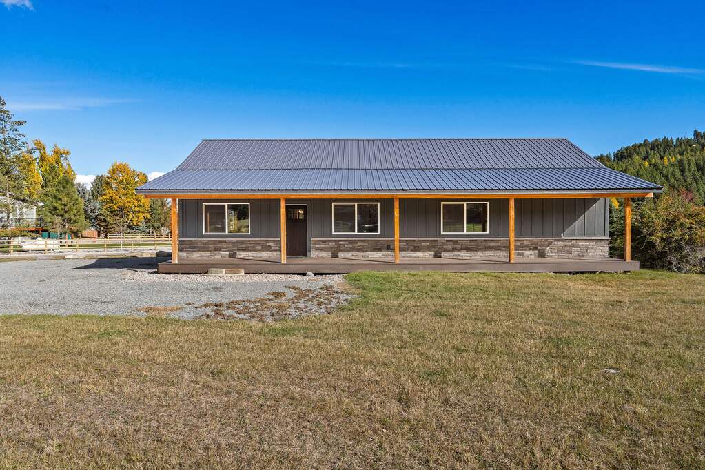 3 Bedroom Single Family Home/House's Image 22