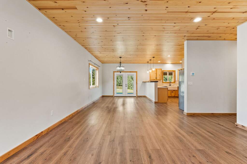 3 Bedroom Single Family Home/House's Image 4