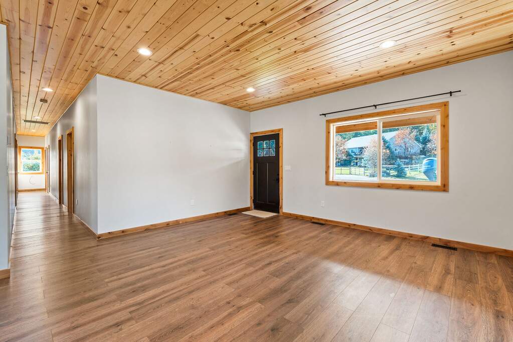 3 Bedroom Single Family Home/House's Image 5
