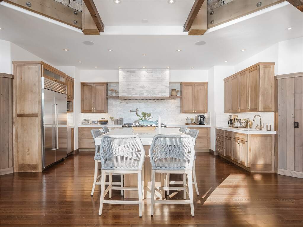 5 Bedroom Single Family Home/House's Image 49