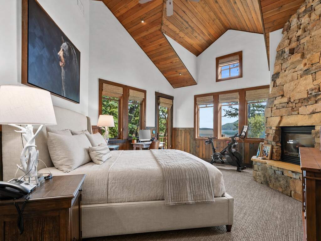 5 Bedroom Single Family Home/House's Image 65