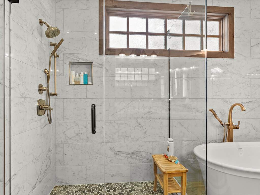 5 Bedroom Single Family Home/House's Image 70