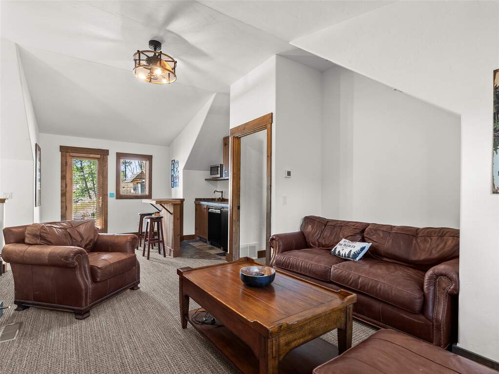 5 Bedroom Single Family Home/House's Image 85