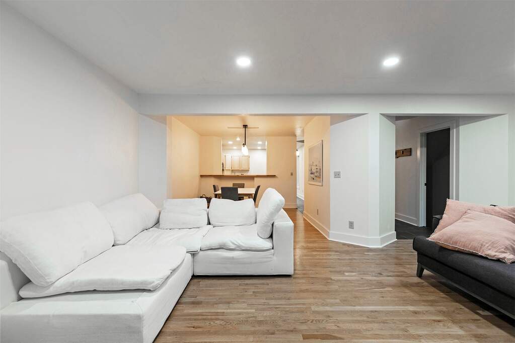 2 Bedroom Villa/Townhouse's Image 9