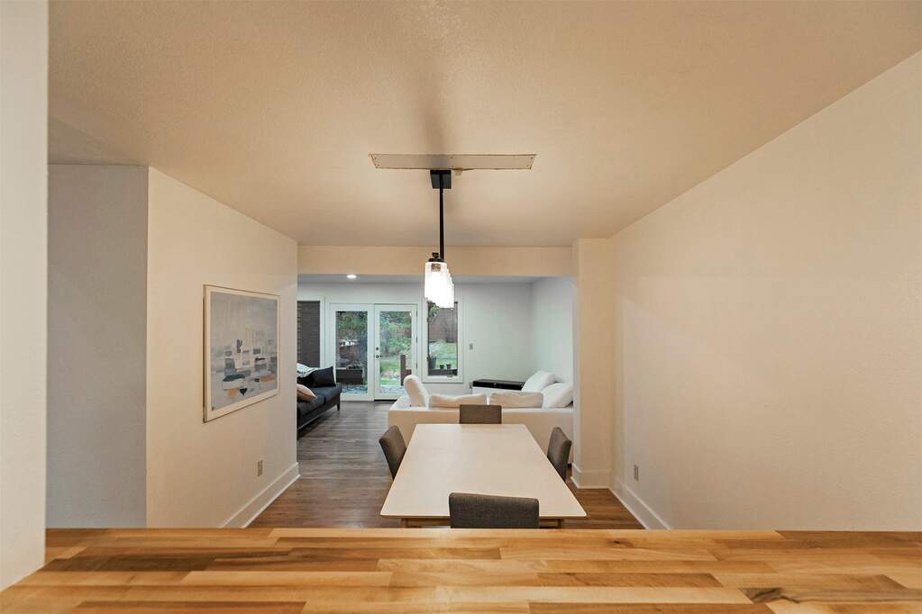 2 Bedroom Villa/Townhouse's Image 16
