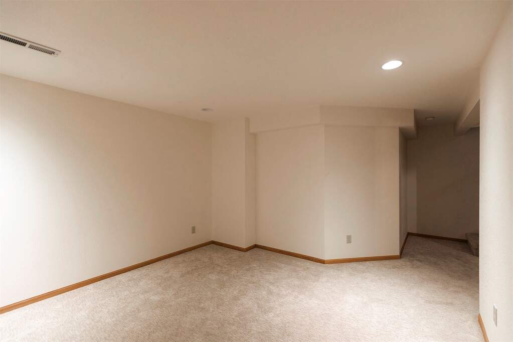 2 Bedroom Villa/Townhouse's Image 31