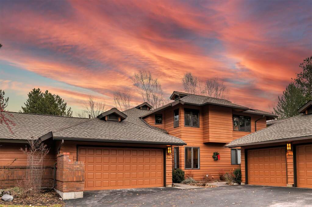 2 Bedroom Villa/Townhouse's Image 35