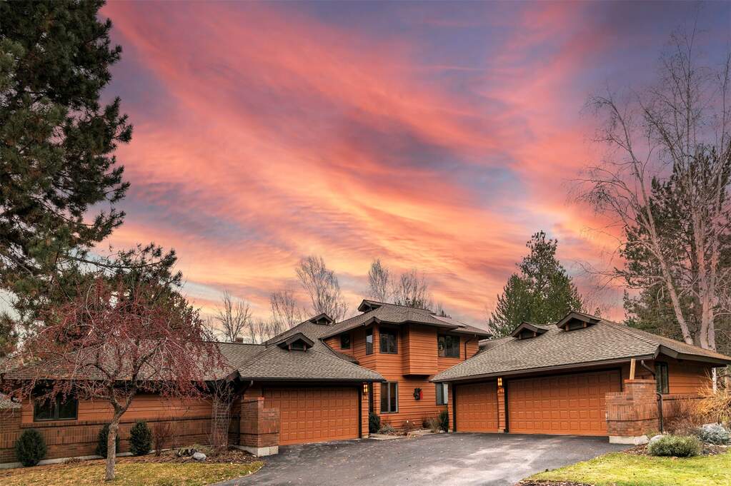 2 Bedroom Villa/Townhouse's Image 36