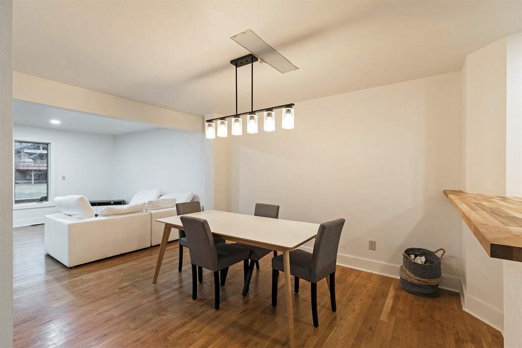 2 Bedroom Villa/Townhouse's Image 3
