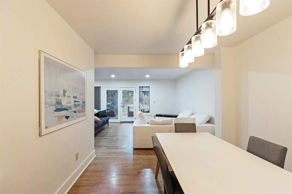 2 Bedroom Villa/Townhouse's Image 6