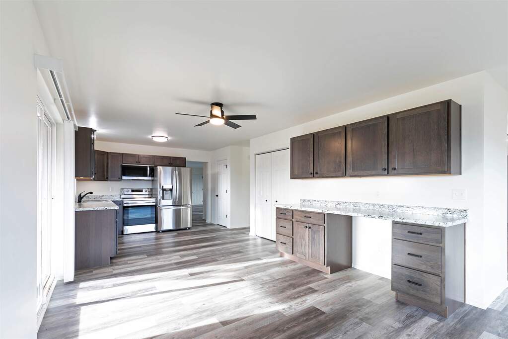 3 Bedroom Single Family Home/House's Image 7