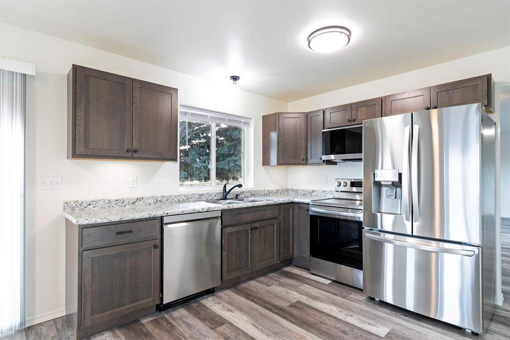 3 Bedroom Single Family Home/House's Image 10