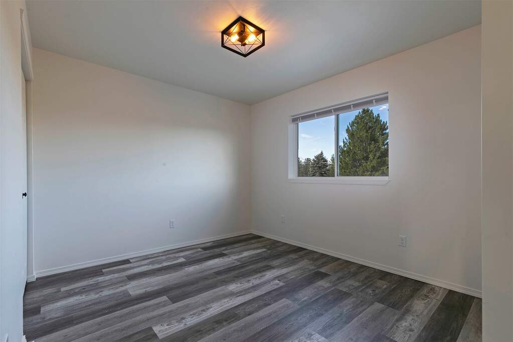 3 Bedroom Single Family Home/House's Image 22