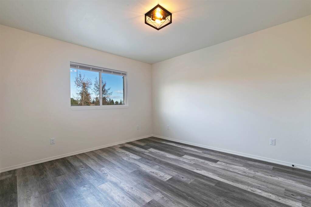 3 Bedroom Single Family Home/House's Image 25