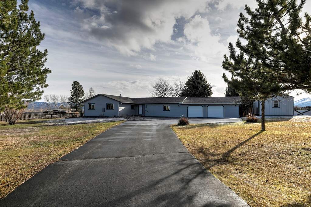 3 Bedroom Single Family Home/House's Image 31