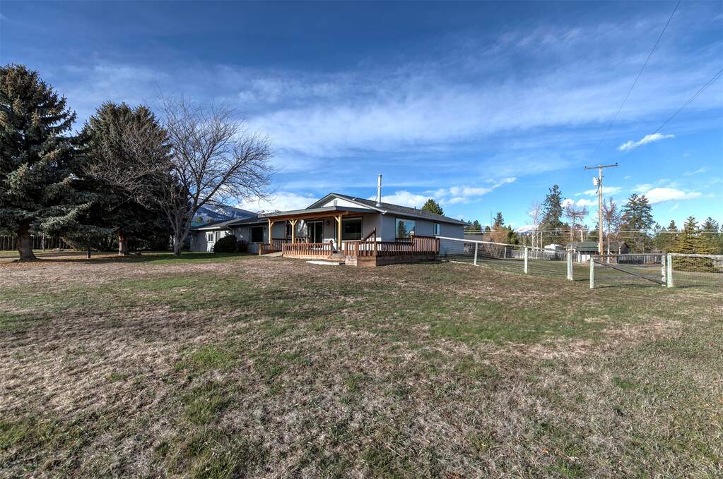 3 Bedroom Single Family Home/House's Image 37