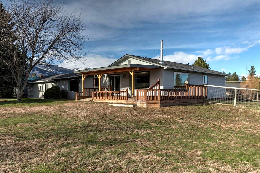 3 Bedroom Single Family Home/House's Image 38