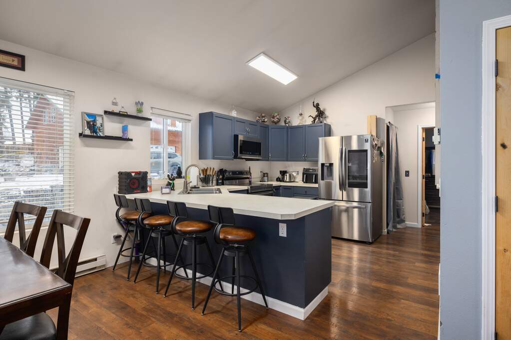 4 Bedroom Single Family Home/House's Image 10
