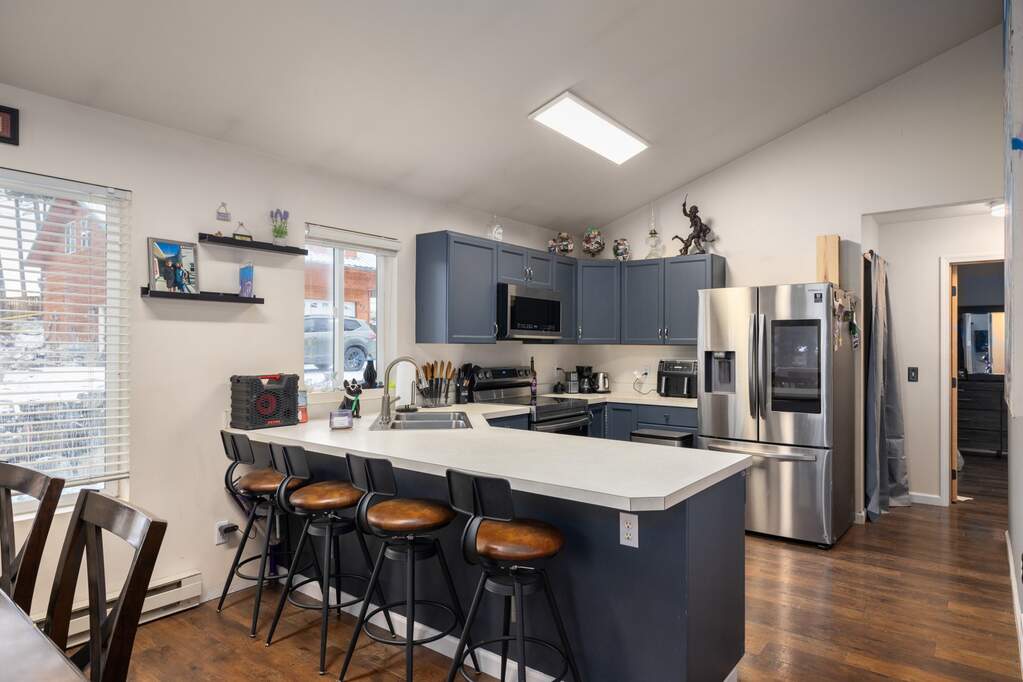 4 Bedroom Single Family Home/House's Image 15