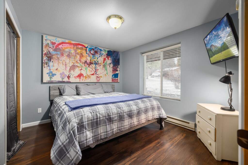 4 Bedroom Single Family Home/House's Image 27