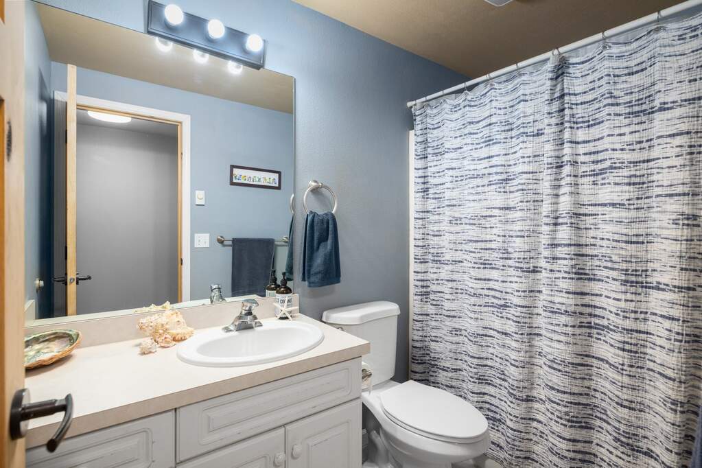 4 Bedroom Single Family Home/House's Image 30