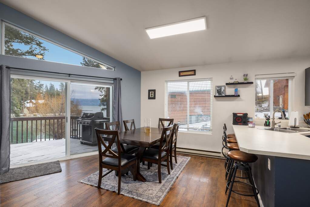4 Bedroom Single Family Home/House's Image 6