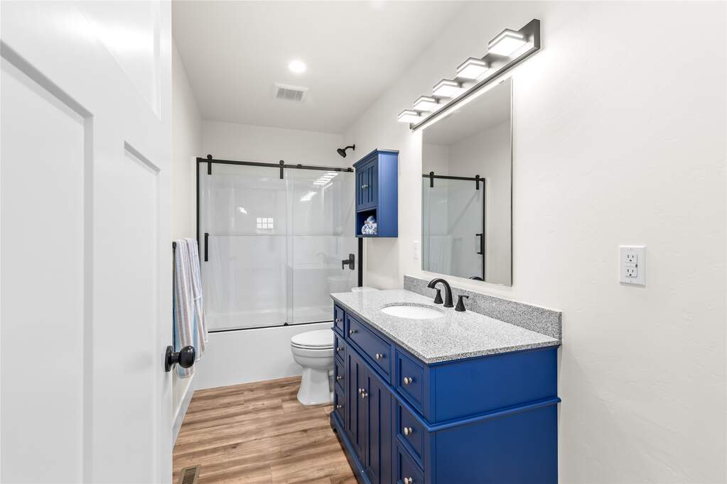 4 Bedroom Multi Unit's Image 11