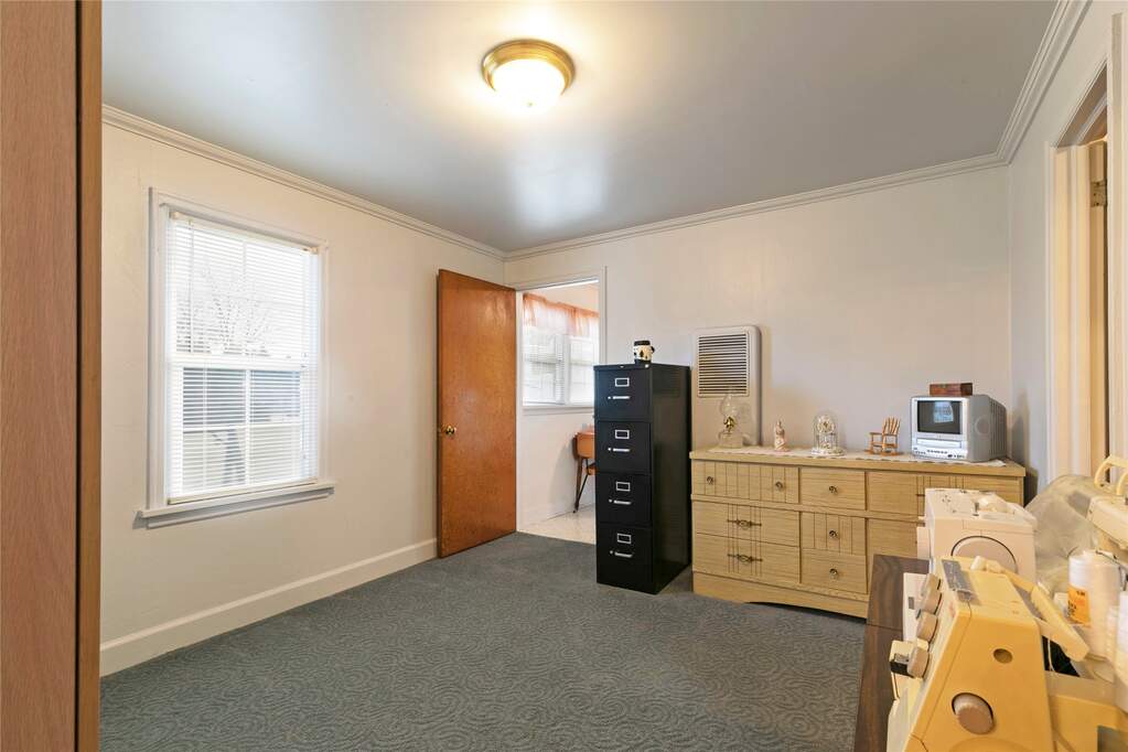 3 Bedroom Single Family Home/House's Image 12
