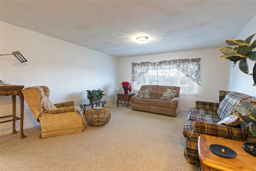 3 Bedroom Single Family Home/House's Image 21