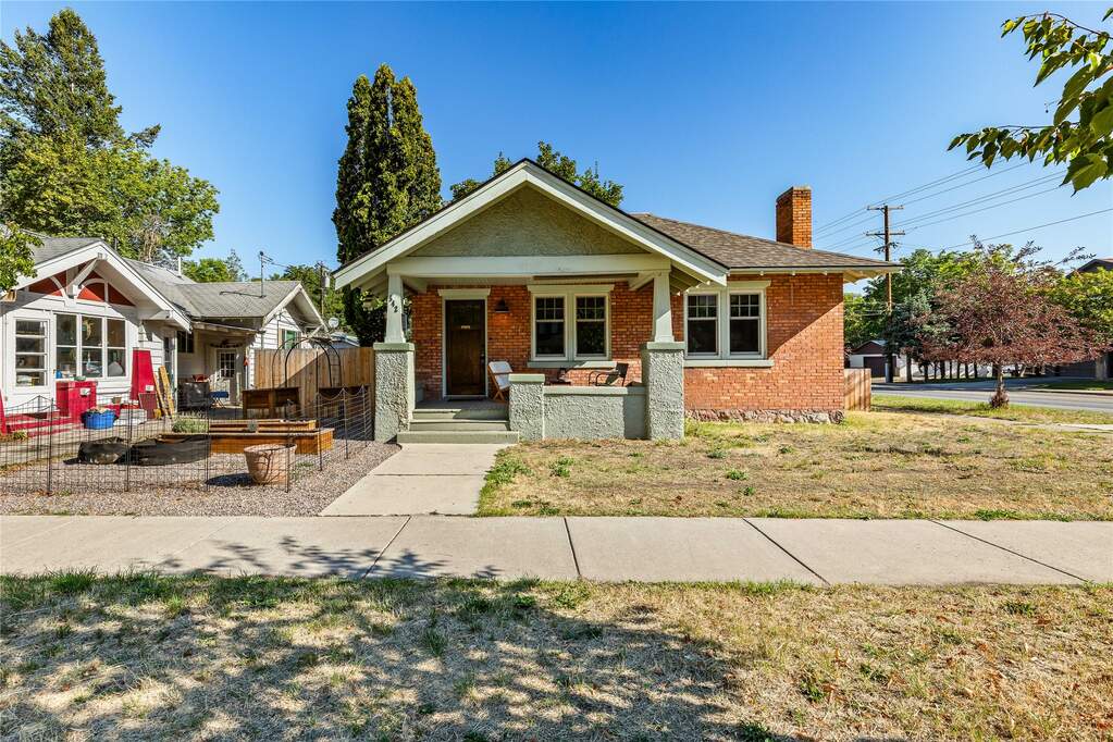 3 Bedroom Single Family Home/House's Image 25
