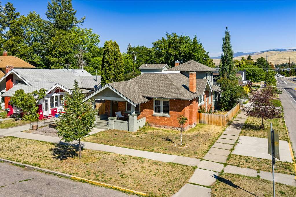 3 Bedroom Single Family Home/House's Image 28