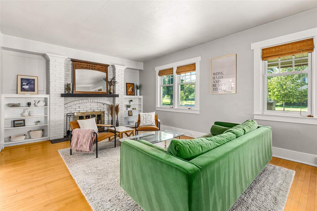 3 Bedroom Single Family Home/House's Image 4