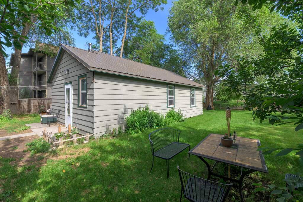 3 Bedroom Single Family Home/House's Image 21