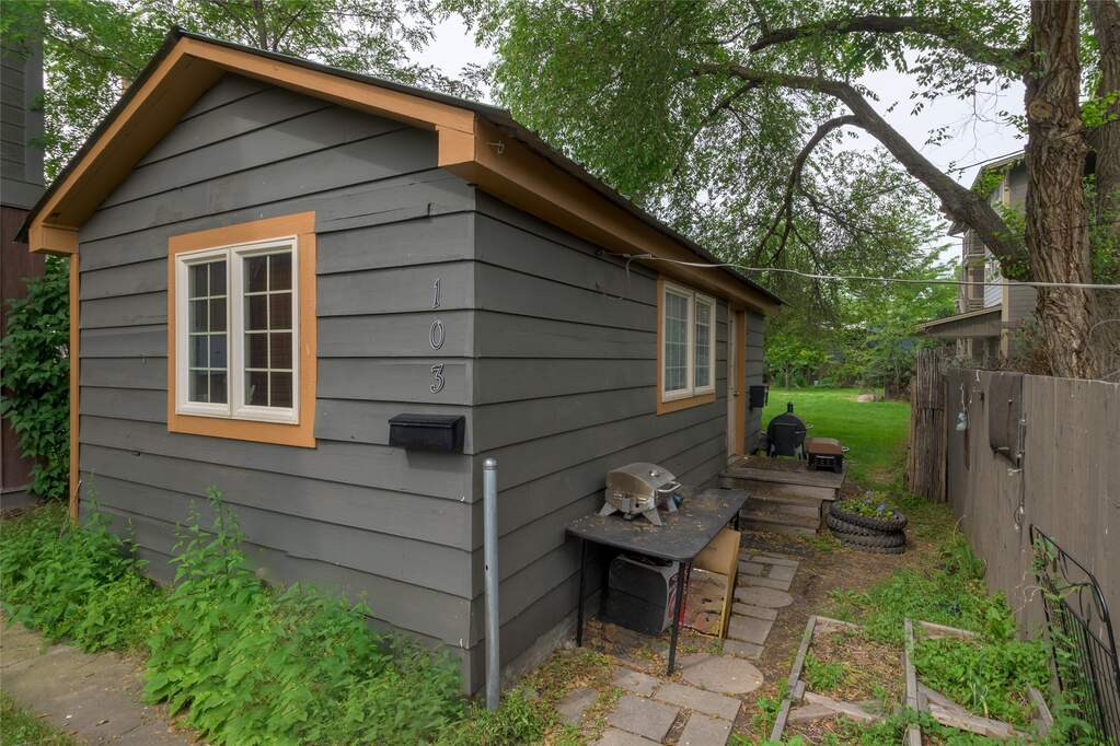 3 Bedroom Single Family Home/House's Image 24