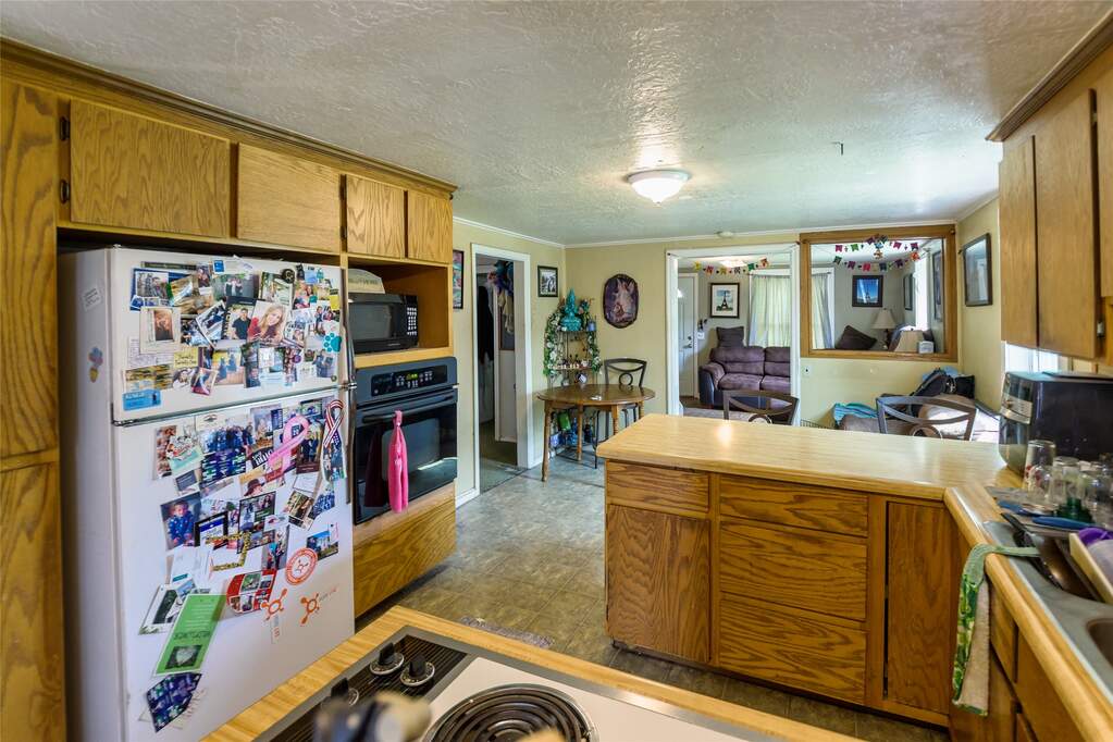 2 Bedroom Multi Unit's Image 14