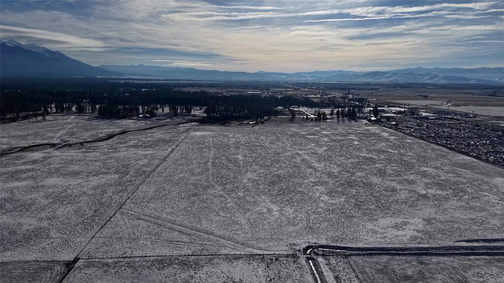 Land/Vacant Land's Image 10