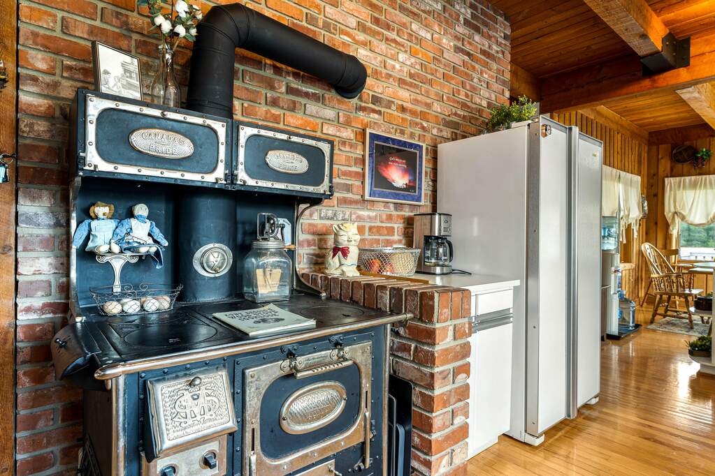 3 Bedroom Single Family Home/House's Image 16