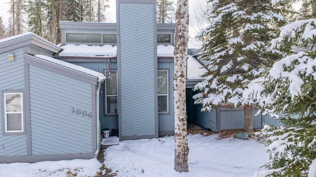 4 Bedroom Single Family Home/House's Image 18