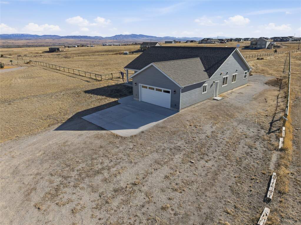 3 Bedroom Single Family Home/House's Image 24